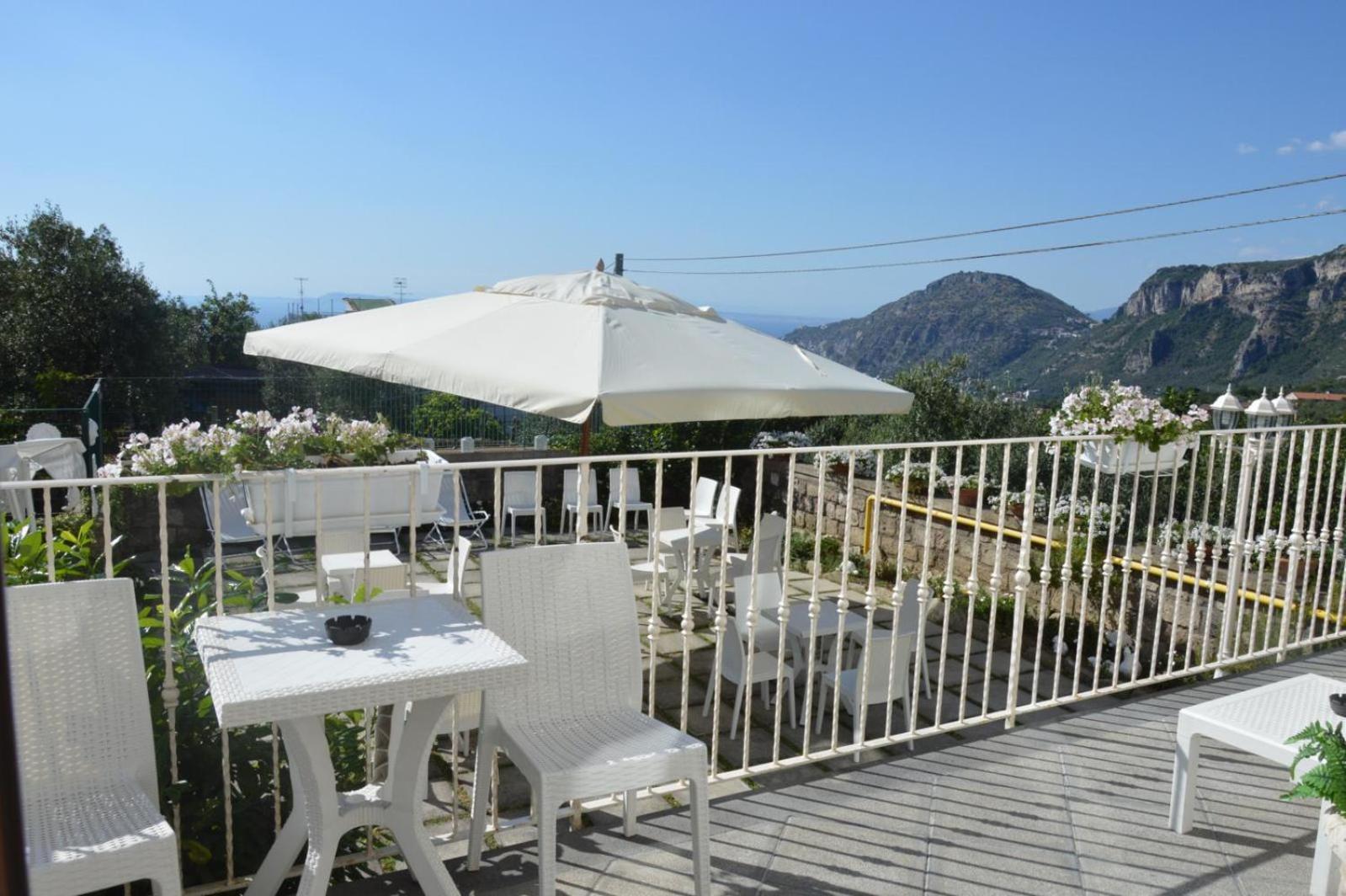 Hotel Royal Hills Piano di Sorrento Dış mekan fotoğraf