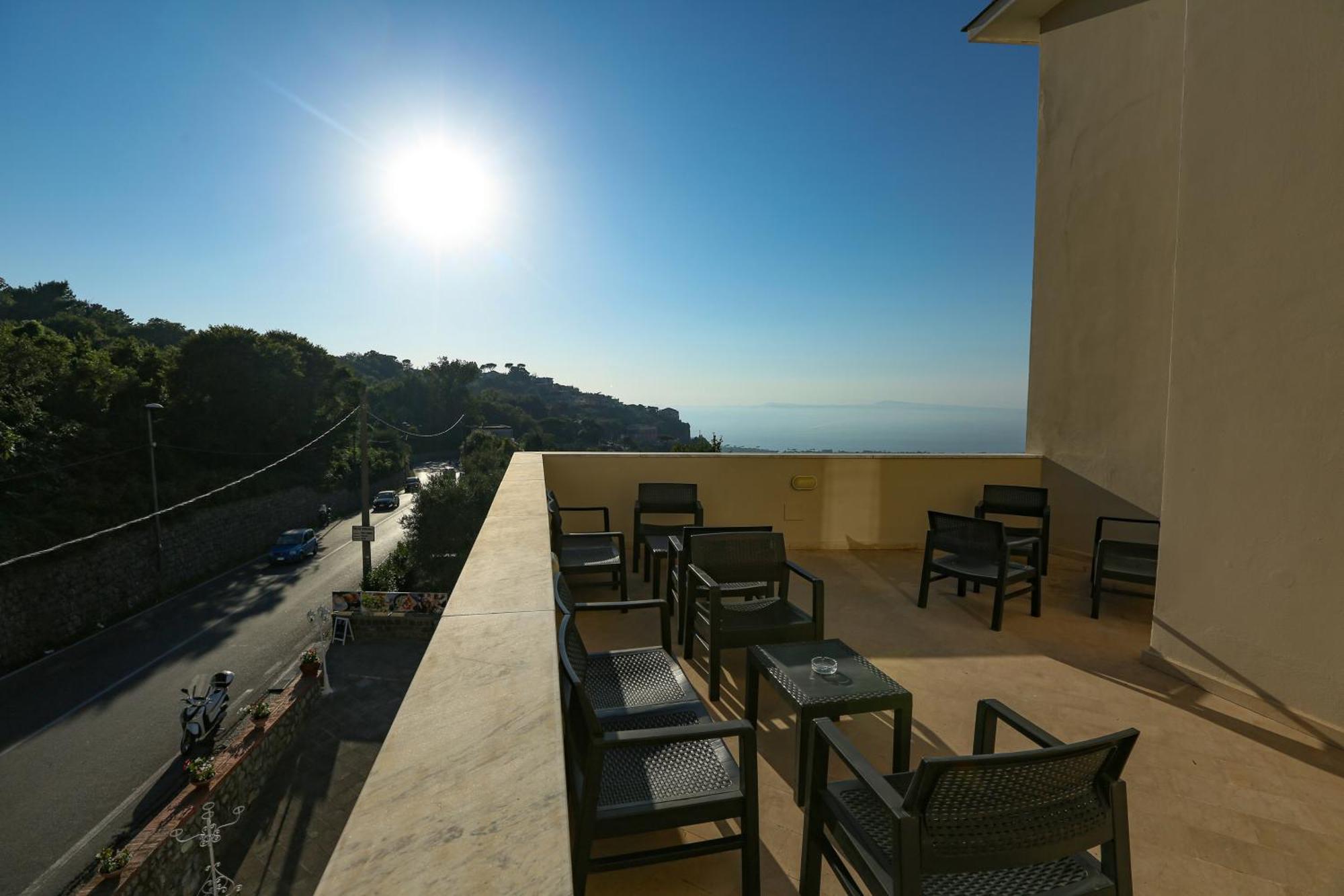 Hotel Royal Hills Piano di Sorrento Dış mekan fotoğraf